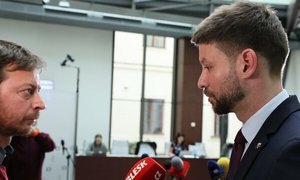 Lídr slovenské opozice Šimečka exkluzivně pro Blesk: Fico nemluví za většinu Slovenska a s V4 je to složitější