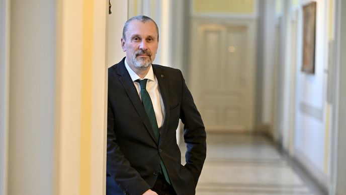 Ministr pro legislativu Michal Šolomoun