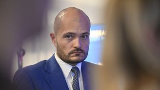 Strnad proniká do ukrajinských továren. CSG tam nechá vyrábět klíčovou součástku Strnad proniká do ukrajinských továren. CSG tam nechá vyrábět klíčovou součástku