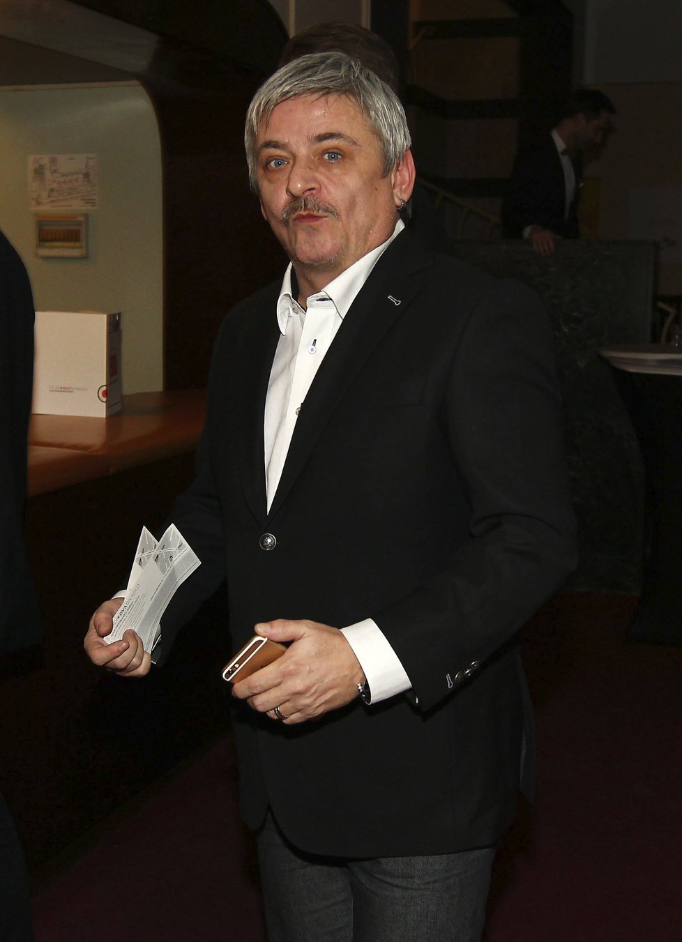 Michal Suchánek.