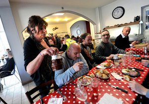 Zapadlé bistro ve francouzském městečku Bourges dostalo omylem michelinskou hvězdu.