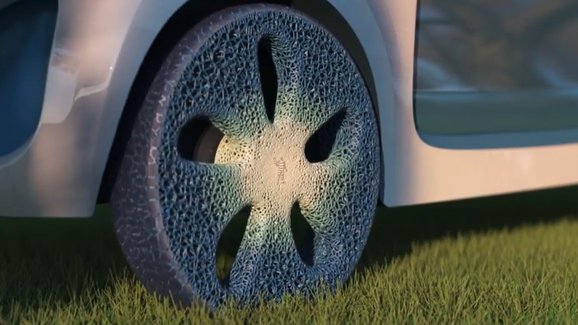 Michelin a pneu budoucnosti: Konec přezouvání na zimáky, stačí 3D tiskárna!