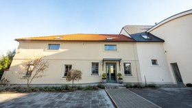 Česko má první restauraci se dvěma michelinskými hvězdami. Je jí Papilio z Vysokého Újezdu na Berounsku.