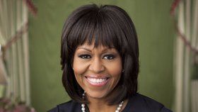 Nová oficiální fotografie americké první dámy: Michelle Obama v roce 2013 opět s ofinou