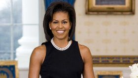 Michelle Obama v roce 2009: Také s perlami, ale bez ofiny