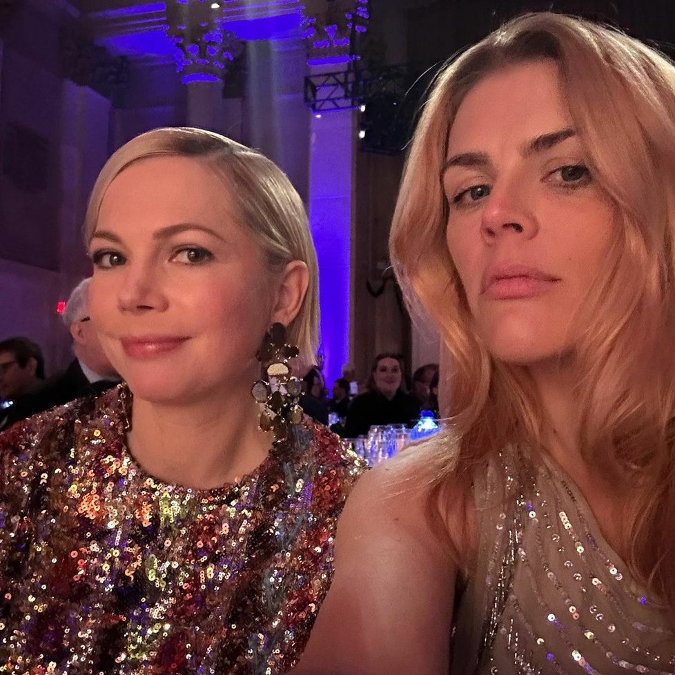 Herečky Busy Philipps a Michelle Williams jsou velké kamarádky.