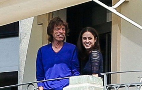 Mick Jagger je už poosmé tátou, o 43 let mladší baletka mu porodila syna!