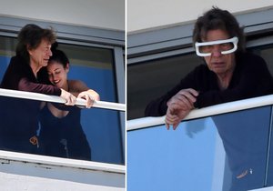Podivné brýle Micka Jaggera (78): Pomáhají mu spát i smát se!