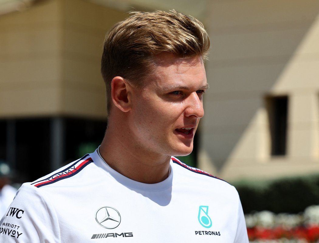 Mick Schumacher sdílel na sociálních sítích příspěvek, který mluví za vše