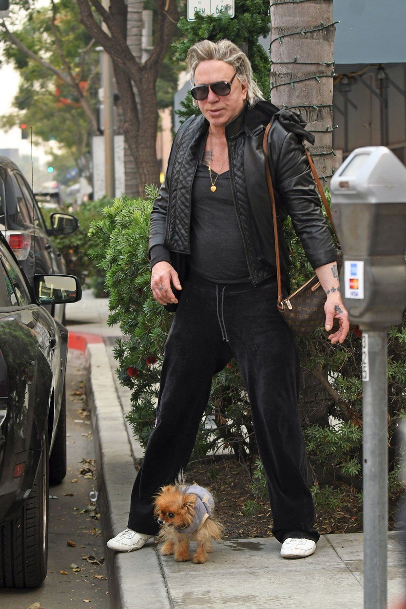 Mickey Rourke a jeho pomerian Chewie