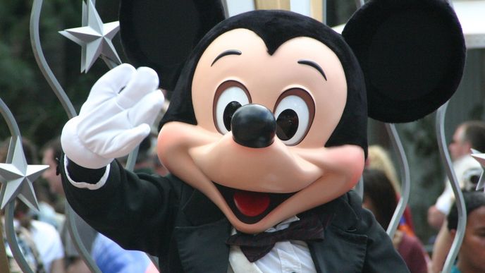 K Disney patří postavička Mickey Mouse.