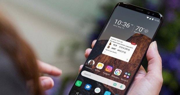 Microsoftu zjevně nestačí jeho dominance na poli desktopových operačních systémů a snaží se uplatnit i v segmentu chytrých telefonů. Jedním z jeho počinů pro Android je Microsoft Launcher – aplikace pro správu domovských obrazovek a nainstalovaných programů.