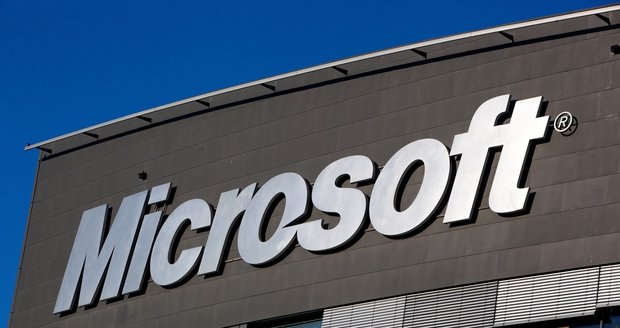 Microsoft se prohne. Musí zaplatit pokutu 14,3 miliardy korun.