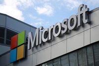 Masivní propouštění v Microsoftu: Technologický gigant vyhodí 10 000 lidí. Proč?