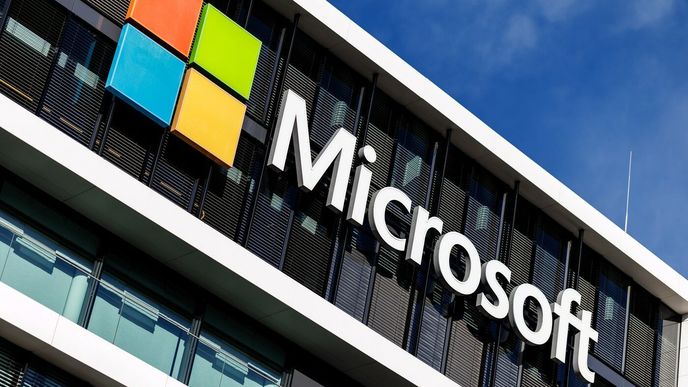 Microsoft nabídne více než čtvrtině zaměstnanců odchod s odstupným. Microsoft nabídne více než čtvrtině zaměstnanců odchod s odstupným.