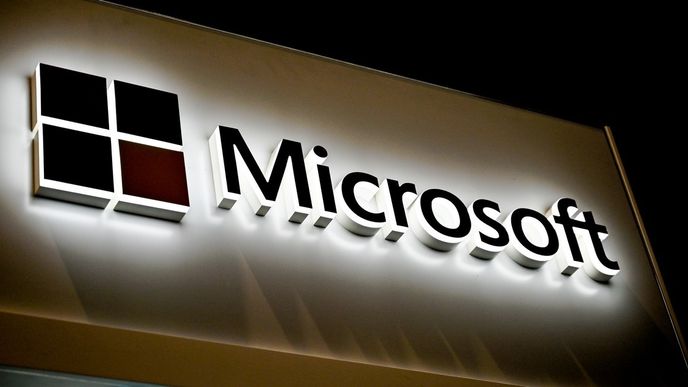 E-mailový systém společnosti Microsoft byl napaden hackery. Postiženy jsou desítky tisíc firem, včetně těch českých, míní tuzemští experti. Podle Microsoftu stojí za útokem skupina Hafnium, podporovaná Čínou, ta spojitost s útoky odmítá.