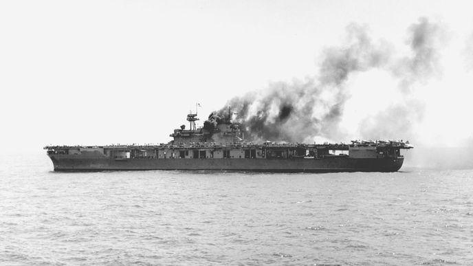 Bitva o malý atol Midway znamenala zlom ve válce v Tichomoří.