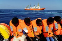 Frontex: EU se neumí zbavit nelegálních migrantů. Víc jich přibývá, než ubývá