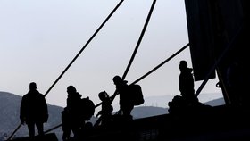 Uprchlíci přijíždějí na ostrov Lesbos.