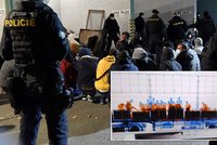 Na Břeclavsku odhalili v tureckém kamionu 48 migrantů: Česko je vrátí na Slovensko