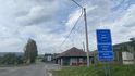 Policisté zadržují nelegální migranty jen pár kilometrů od slovenských hranic