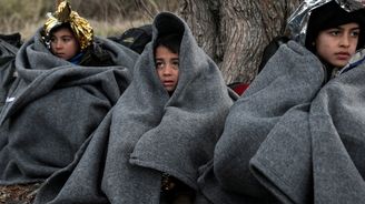 Německý diář: Migrační krize na řecko-turecké hranici je klackem na Zelené