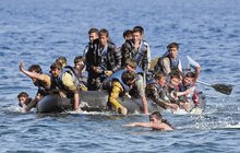 Podvod století! EU nám lže! Čtyři z pěti uprchlíků nejsou Syřani!