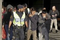 Odejdete, nebo k tomu budete přinuceni! Švédsko vyhostí až 80 tisíc migrantů