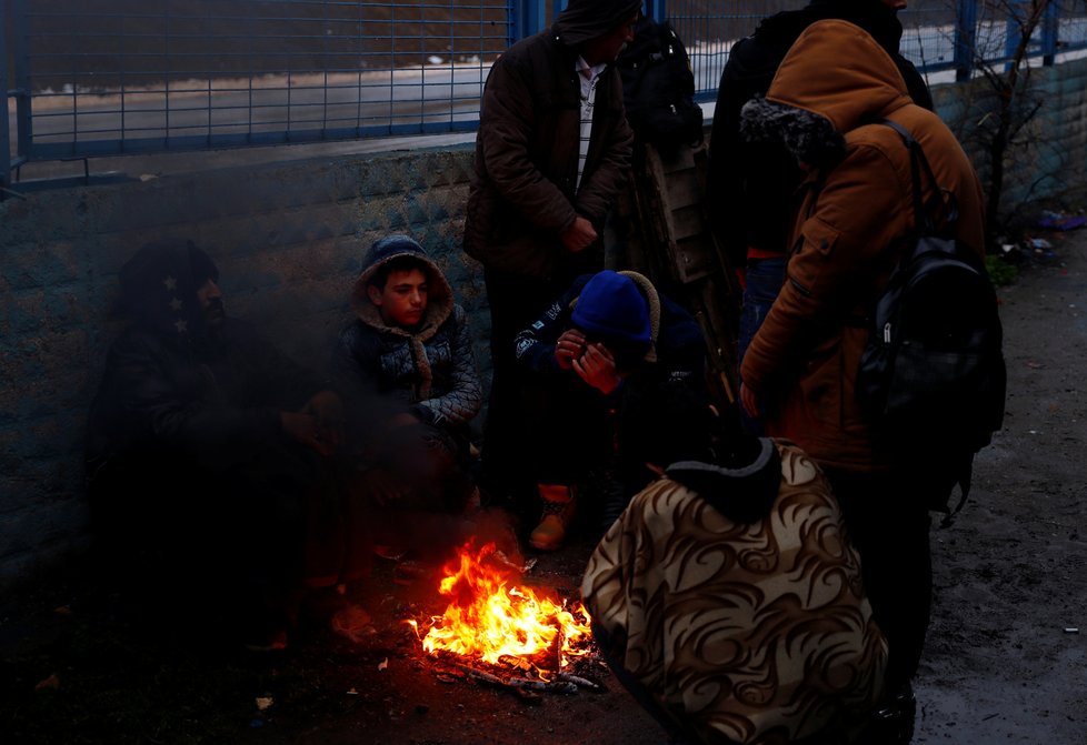 Spor o tisíce migrantů na turecko-řecké hranici (5.3.2020)