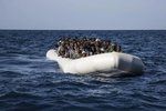 Loď s migranty z Afriky (ilustrační foto)