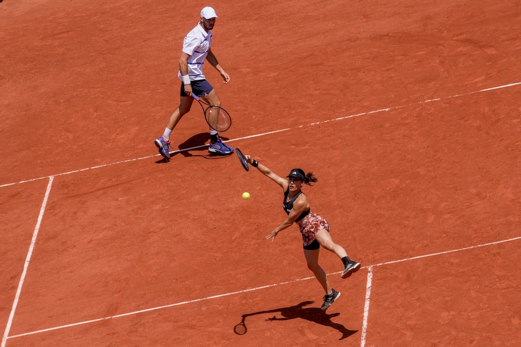 Japonka Miju Katóová ovládla spolu s Němcem Timem Pützem mix na Roland Garros