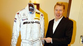 Mika Häkkinen má před Plesem v Opeře trému: Nejsem dobrý tanečník, ale tančit budu!