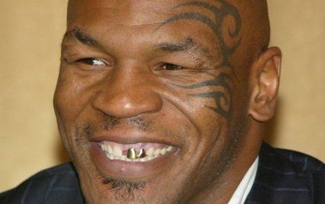 Tyson už brzy vycení své zuby i na Prahu.
