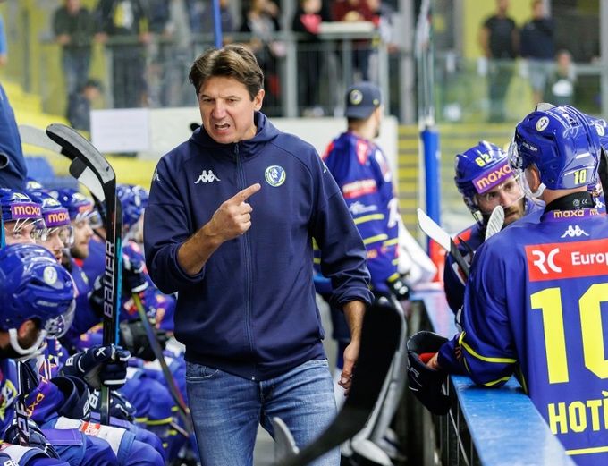 V Pardubicích bych sladil čaj, směje se kouč Mikeska. Proč skončil v Přerově? V Pardubicích bych sladil čaj, směje se kouč Mikeska. Proč skončil v Přerově?