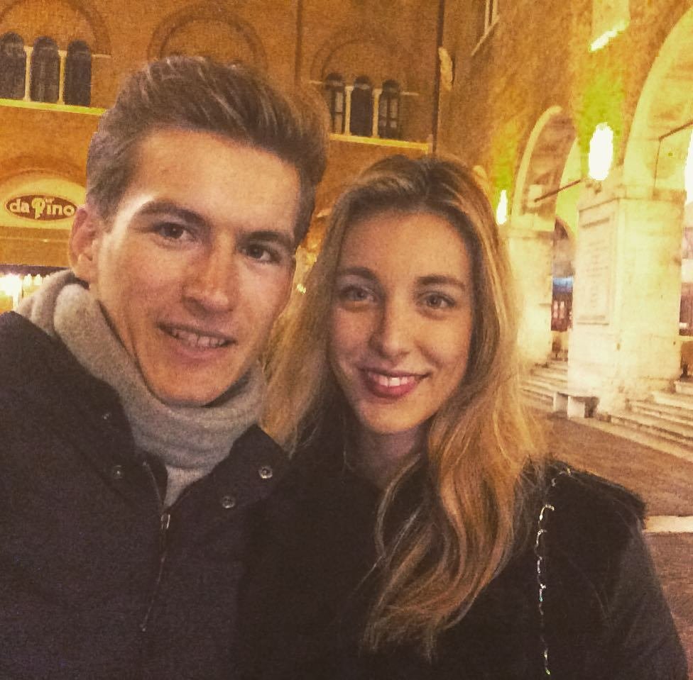 Dánský cyklista Mikkel Frølich Honoré a italská basketbalová trenérka Marilisa Zaniniová se zasnoubili