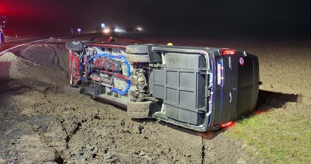 Nehoda mikrobusu na Přerovsku