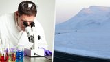 Přežil 24 tisíc let zmrzlý v ledu na Sibiři. Teď vědci organismus probrali k životu