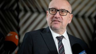 Pavel jmenoval Beka novým ministrem školství. Evropské záležitosti přebírá Dvořák