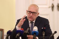 Blíží se start digitálních přihlášek na střední. A Bek odhalil další novinky ve školství