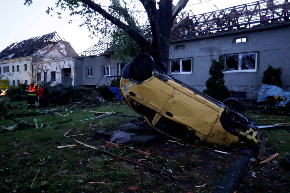 Zdevastovaná Moravská Nová Ves po tornádu (25.06.2021)