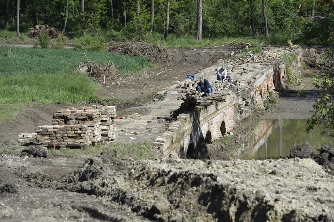 Takto vypadal barokní most před rekonstrukcí. Takto vypadal barokní most před rekonstrukcí.