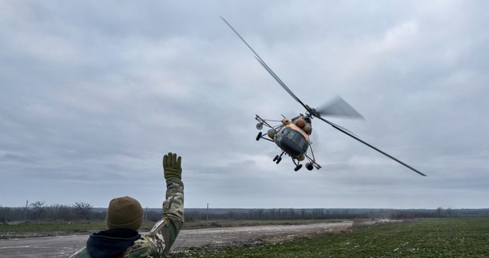 Na Ukrajině spadl vrtulník do areálu školky: Na místě je nejméně pět mrtvých!