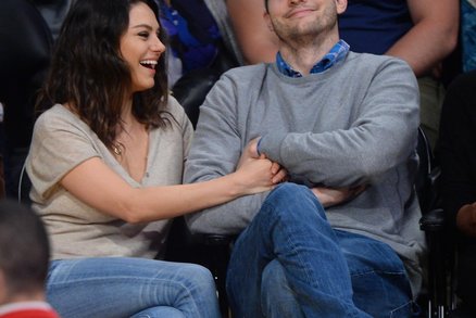 Mila Kunis a Ashton Kutcher jásají: Narodil se jim druhý potomek!