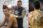 Milan Baroš a jeho tetování: Na záda si nechal zvěčnit syna Patrika, na kterého dohlíží Panna Maria