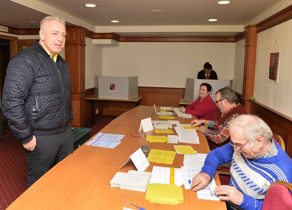 Milan Chovanec (ČSSD) odvolil v 2. kole prezidentských voleb v Plzni