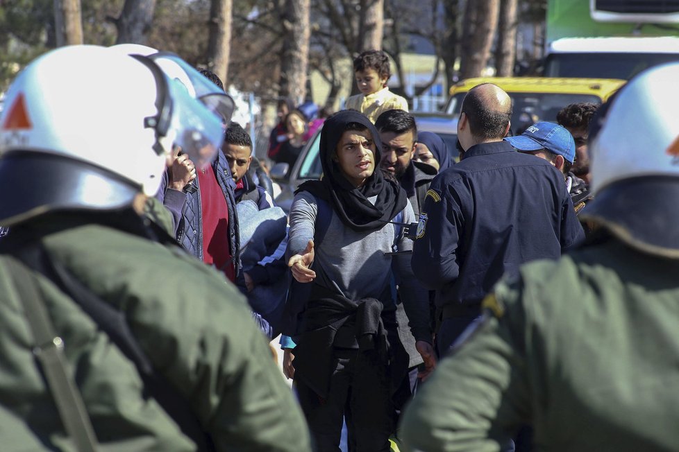 Uprchlíci rozdělili Evropany: Ministři se hádali jak malí kluci.