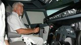 Milan Drobný umí pilotovat boeing 737!