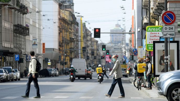 Život v Miláně silně zasaženém nemocí Covid-19.