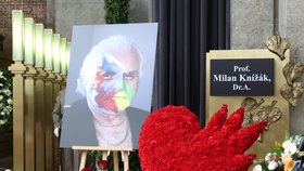 Pohřeb Milana Knížáka.
