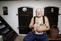 Klausův přítel Knížák (†86): Pan Nepřehlédnutelný! Zemana měl za „komika“, kritizoval i Havla a Pavla